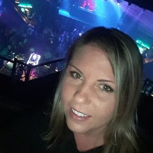 Meet your Posher, Carrie